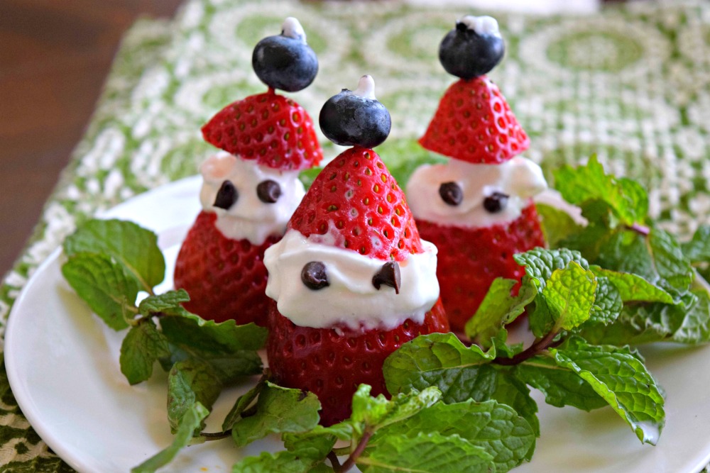 festive-fruit-ideas-for-christmas-holidays-thefitfork