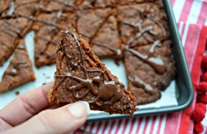 Paleo Gingerbread Cookie Brittle