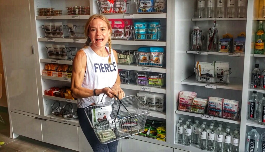 Shopping for healthy meals and snacks at Snap Kitchen -- with Jennifer of The FIt Fork