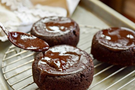 Wow, It’s a Sugar-free, Gluten-free, Dairy-free, Paleo Chocolate Cake ...