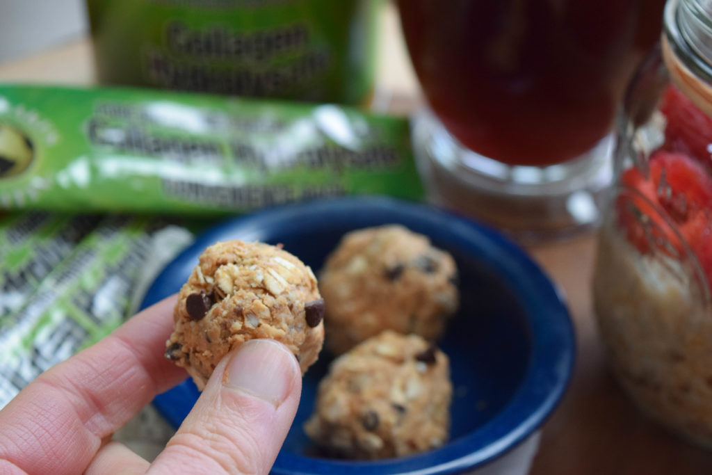 Almond Butter Protein Bites with Collagen Hydrolysate