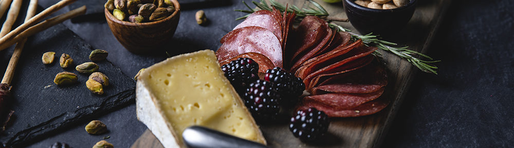 beef charcuterie cheeseboard - low carb, paleo and keto options