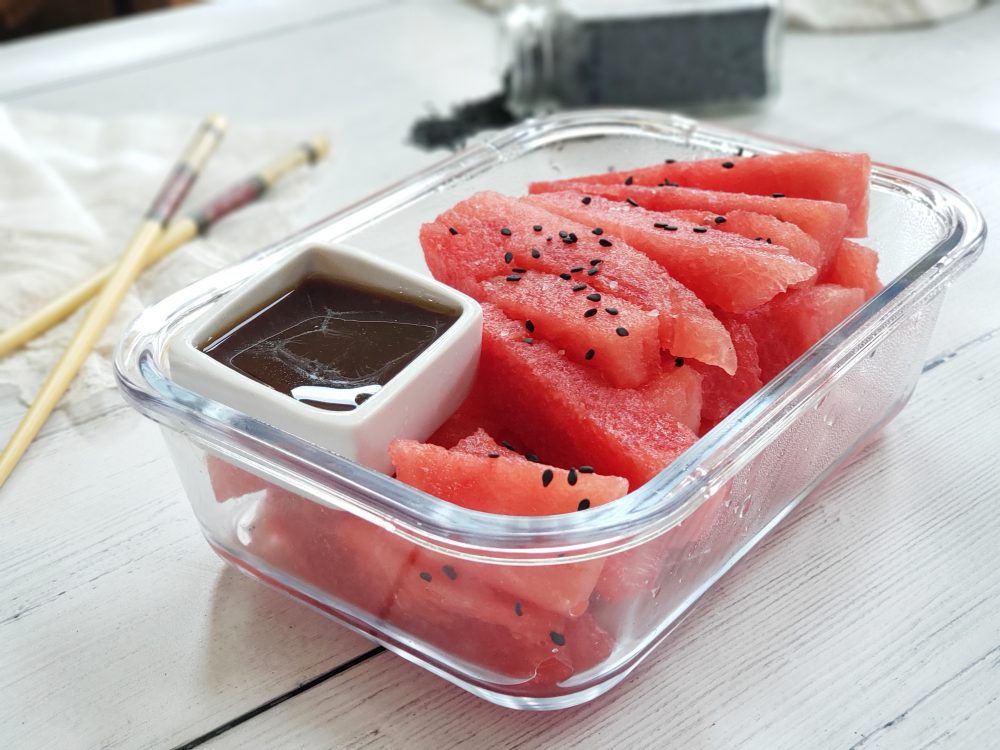 Watermelon seasoned with ginger, sesame seeds and soy sauce