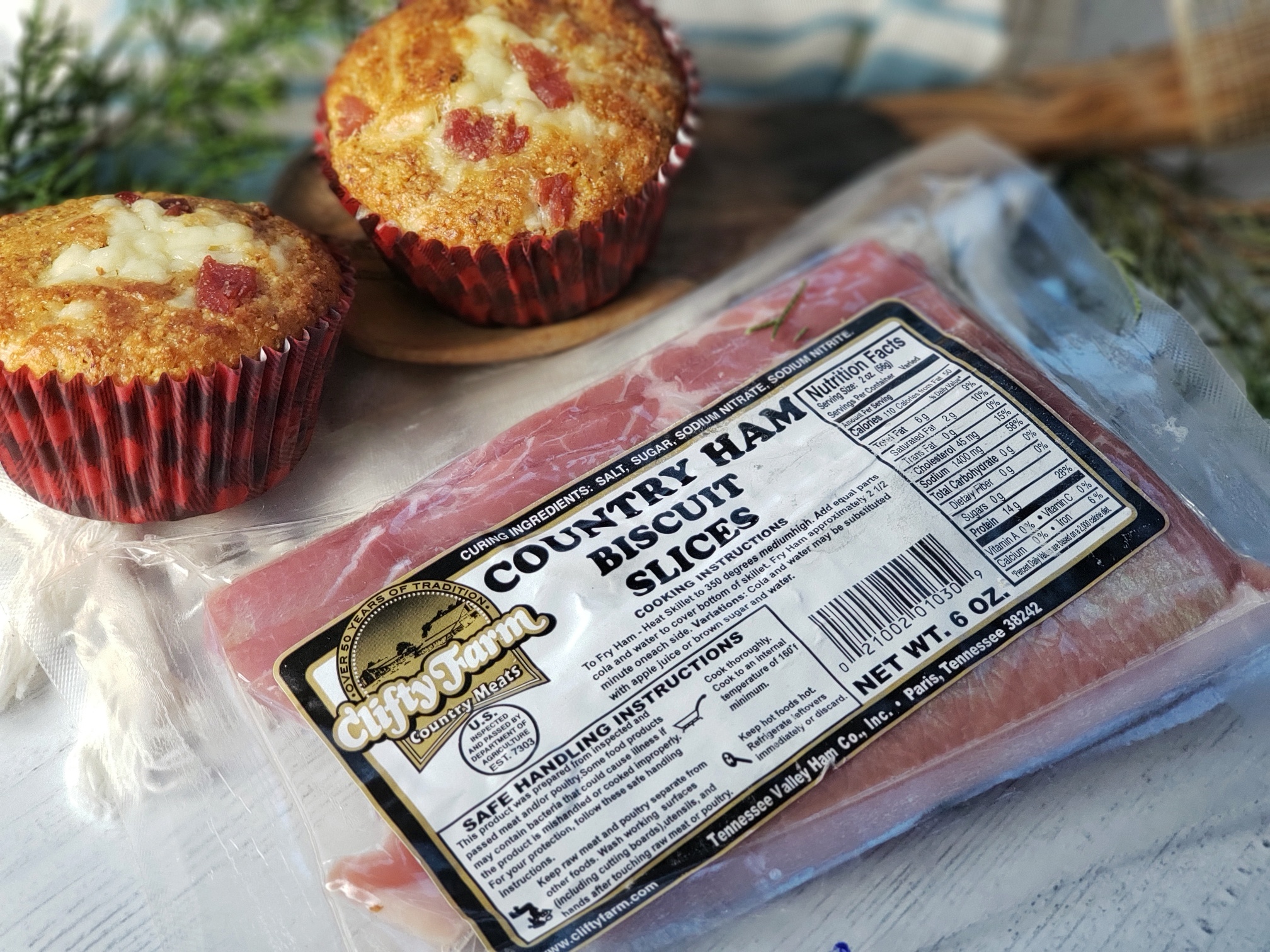 Maple Ham & Cheddar Cornbread Muffin - Clifty Farms Ham