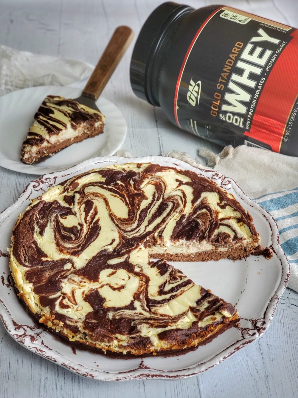Mocha Cappuccino Protein Cheesecake Brownie - optimum nutrition
