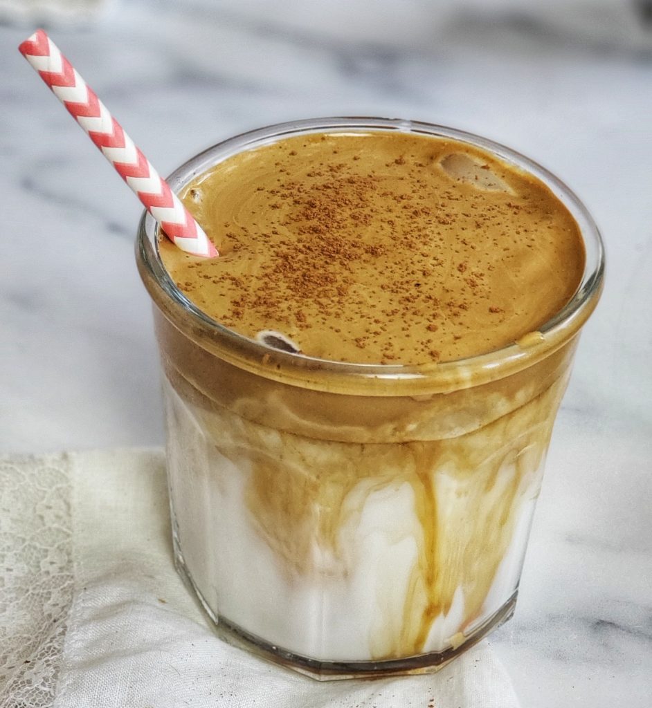 Cinnamon Vanilla Whipped Dalgona Coffee