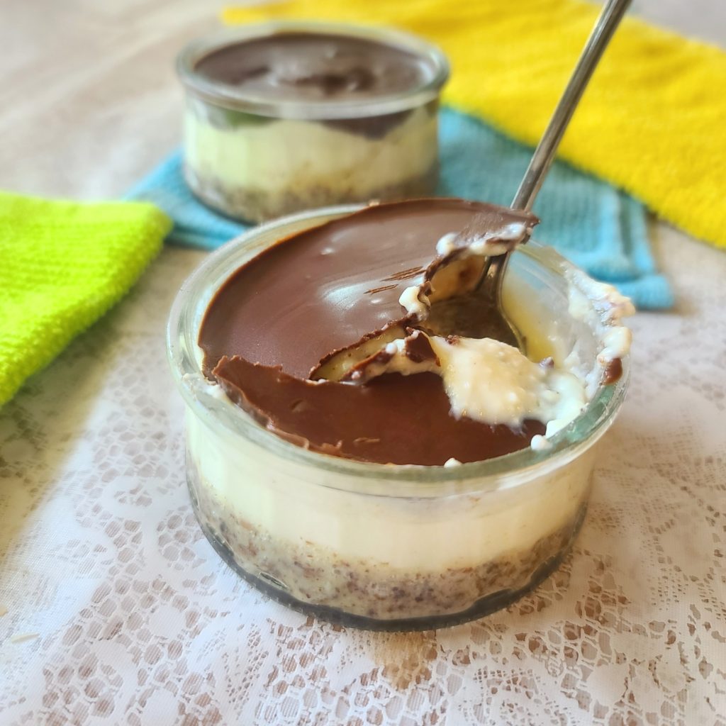 Boston Cream Pie, an all-American, classic dessert in layers, has been updated with a “cheesecake” twist to offer lots of protein while being gluten-free and with no added sugar. An easy dessert and no baking required!   