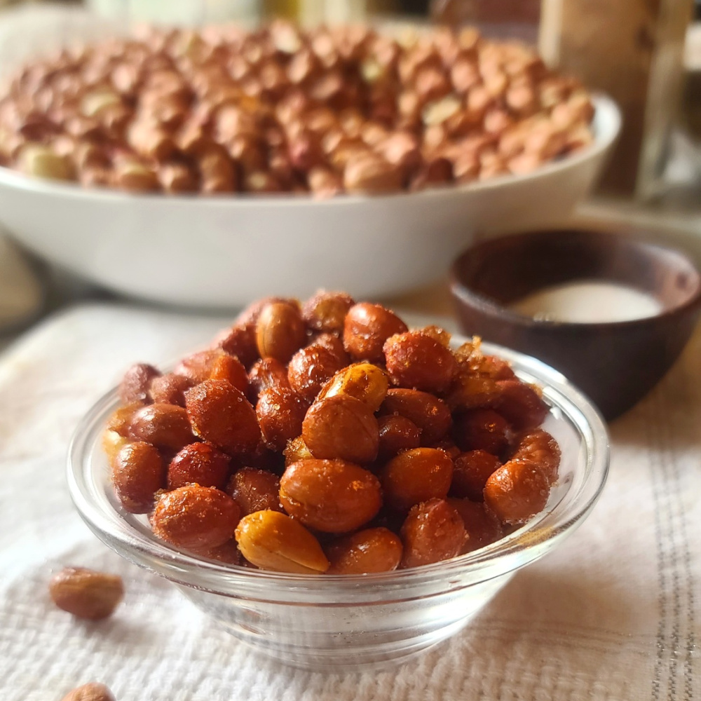 Honey Roasted Peanuts Recipe - Mother Earth Living