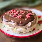Protein-packed chocolate-covered Greek yogurt rice cakes are crunchy, creamy, sweet and easy to make. A simple high-protein dessert or post-workout treat!